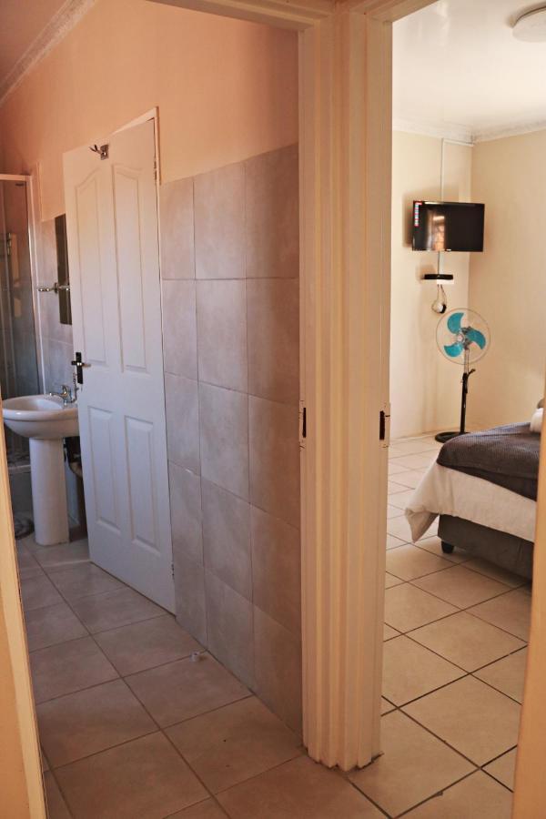 My Guesthouse Кімберлі Екстер'єр фото