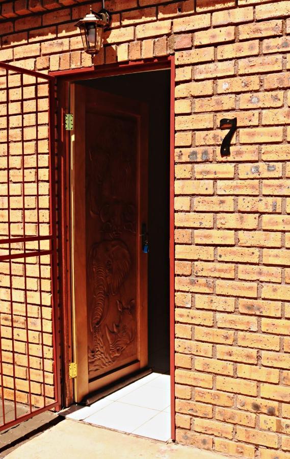 My Guesthouse Кімберлі Екстер'єр фото